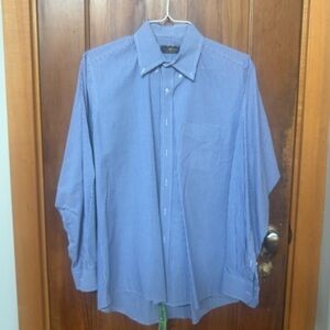 Club Room Oxford is Men's Blue Checkered Button down collar dress Shirt M